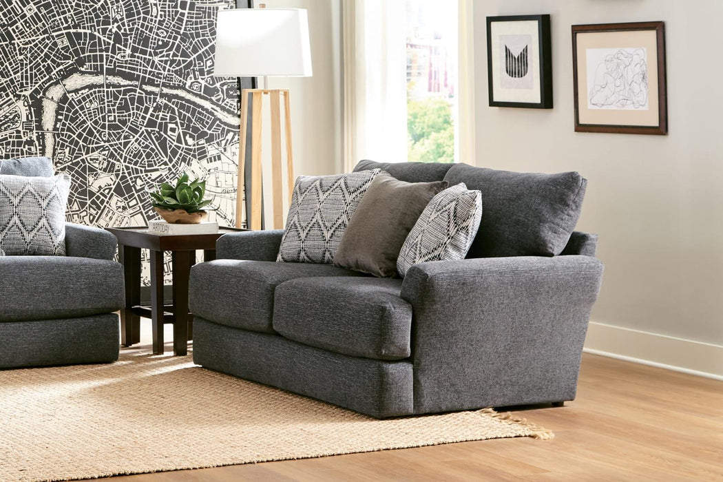 Howell Loveseat